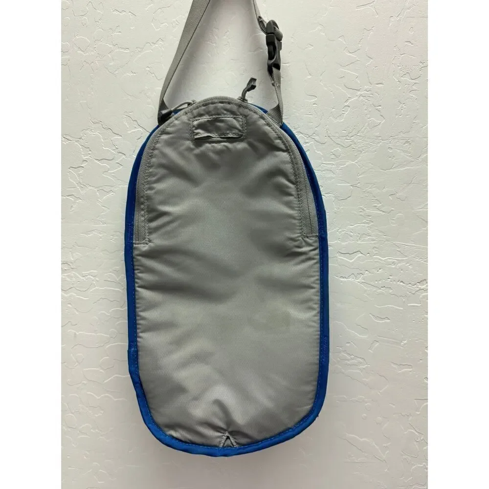 CamelBak Blue Gray Hydration Pack Single Shoulder Strap Buckle Closures‎